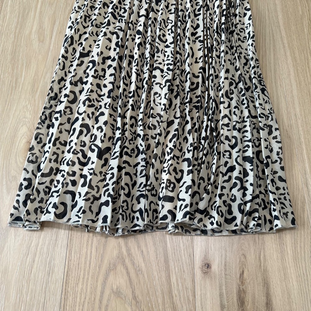 Japna Maxi Skirt Pleated Pull On Leopard Print Size S Casual Teacher Office - Picture 6 of 6